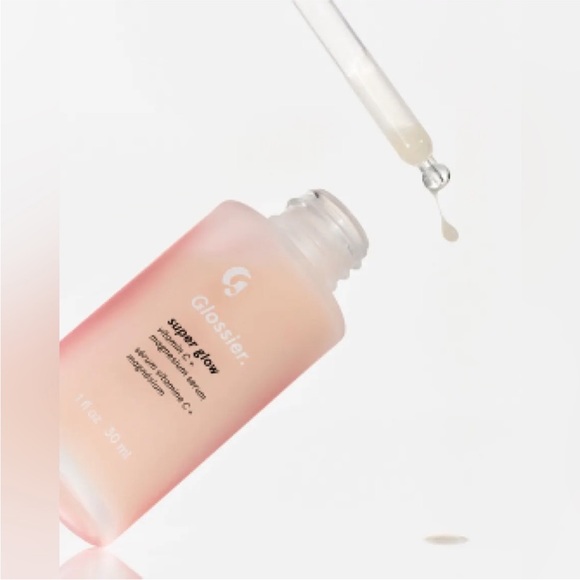 NIB NWT Glossier Super Glow Vitamin c + magnesium serum - Picture 3 of 12